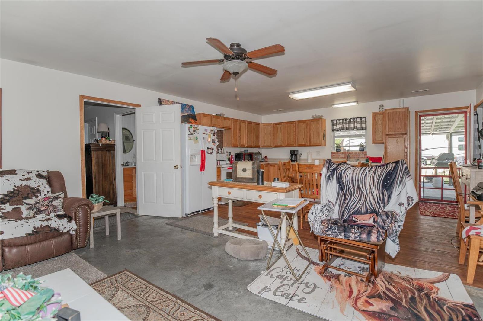 306 W Kansas City St