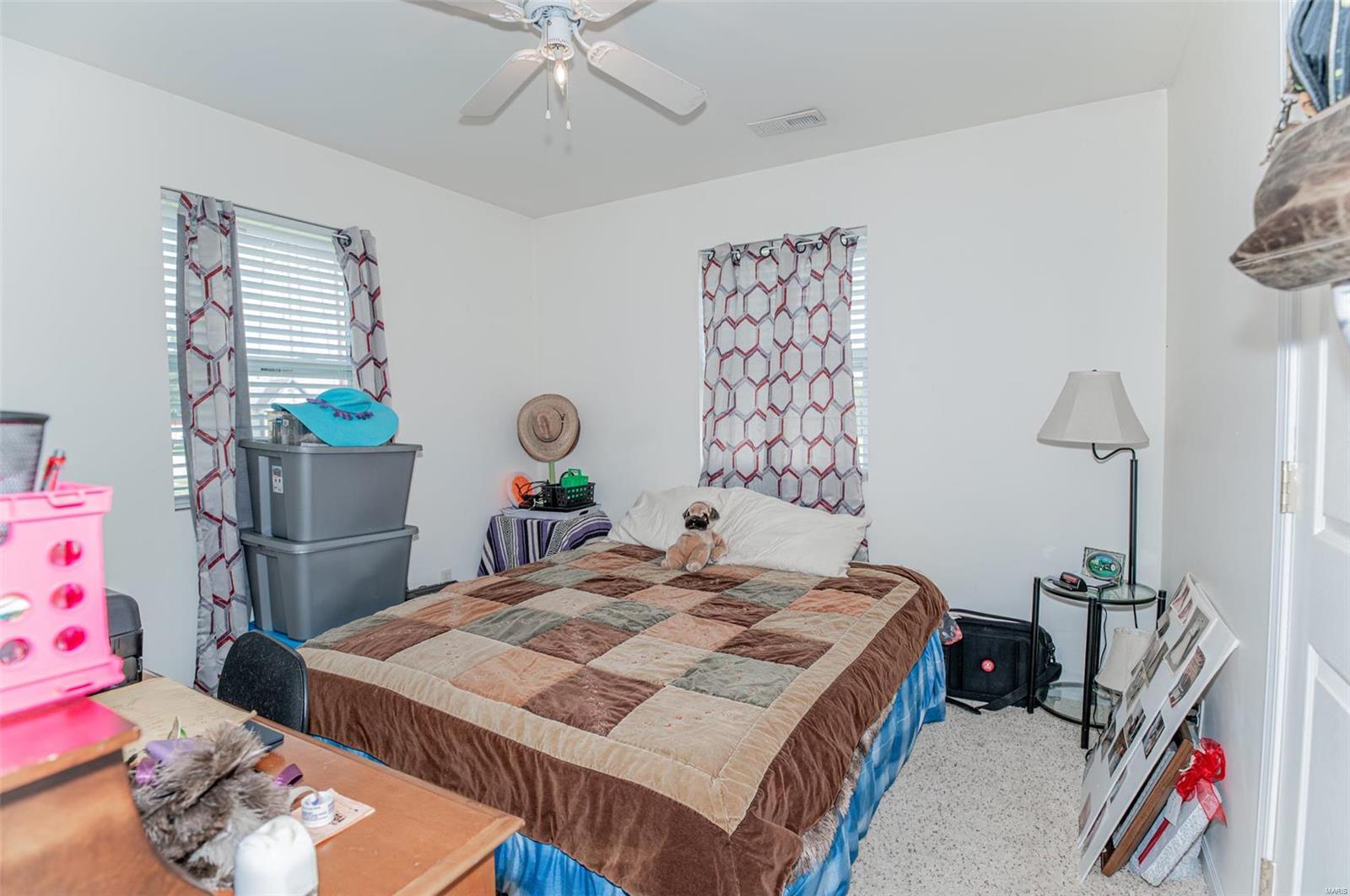 306 W Kansas City St