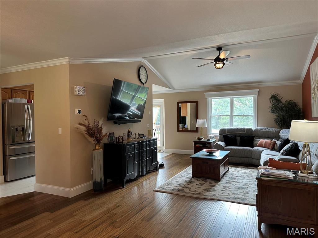 3890 TALL OAKS Drive