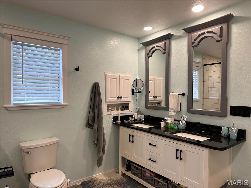 3890 TALL OAKS Drive