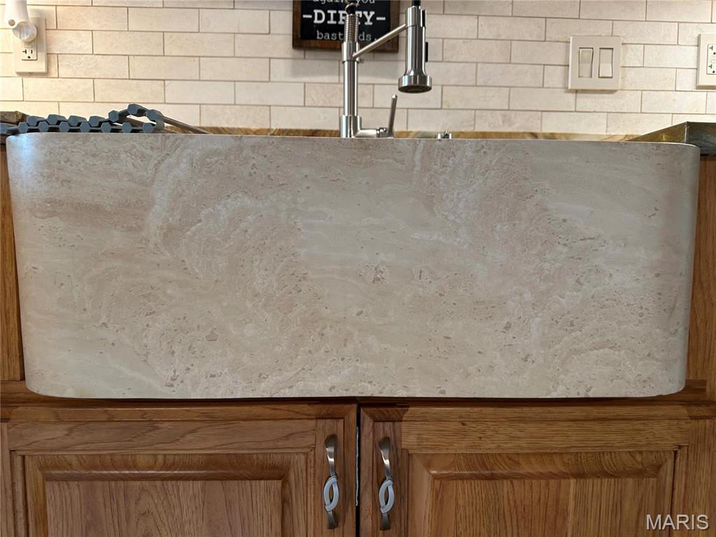 3890 TALL OAKS Drive