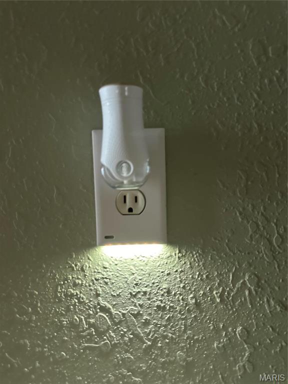 3890 TALL OAKS Drive