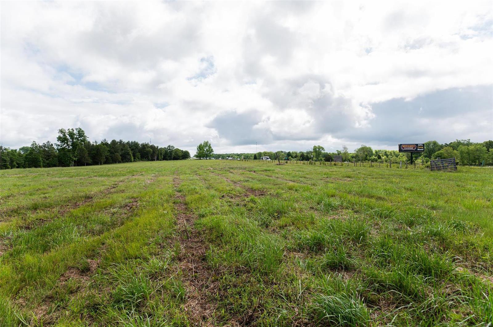 21875 Vineyard Outer Road