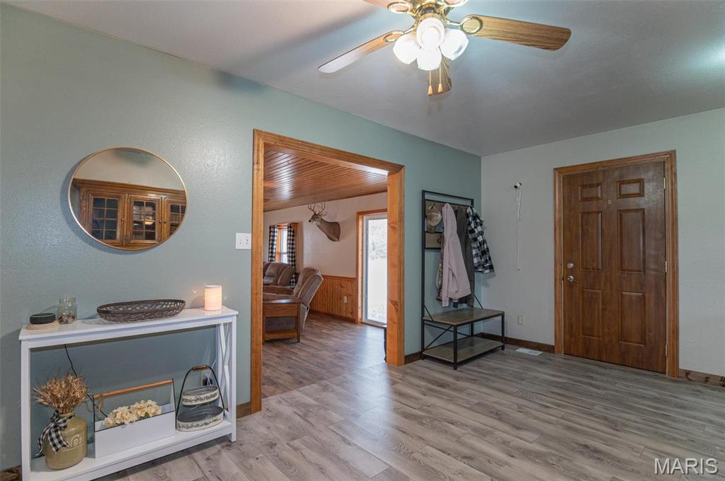 1106 W Parkview Drive