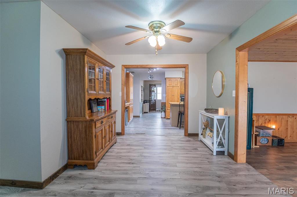 1106 W Parkview Drive