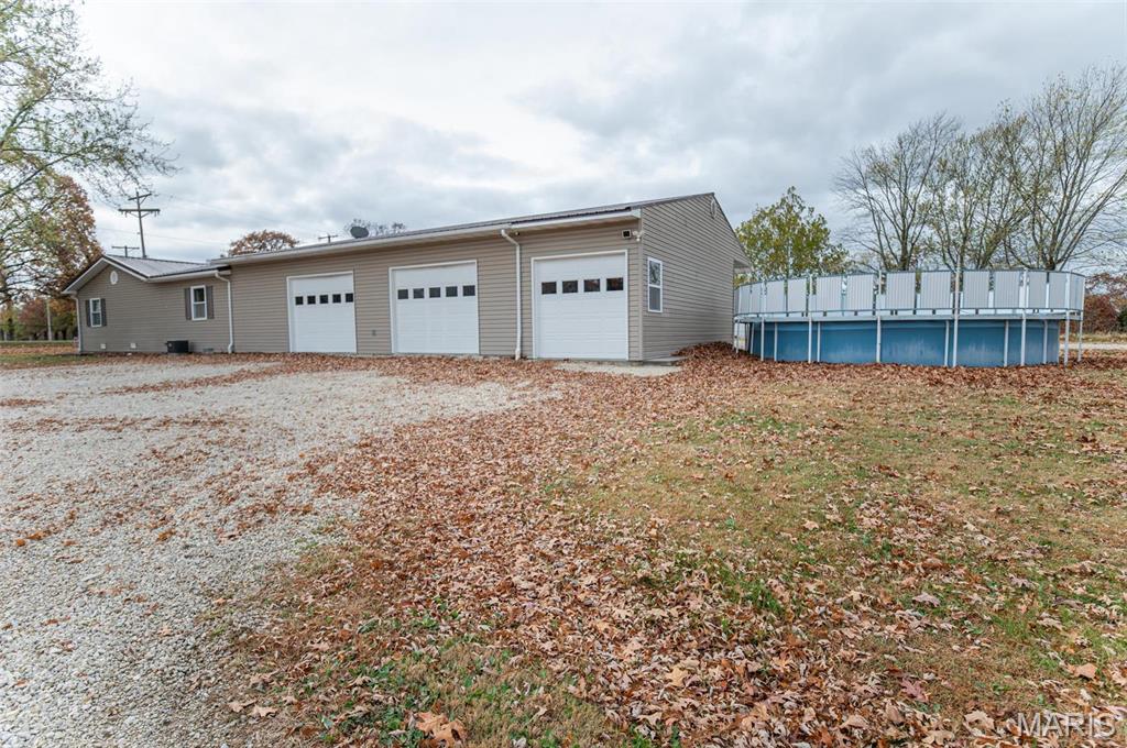 1106 W Parkview Drive