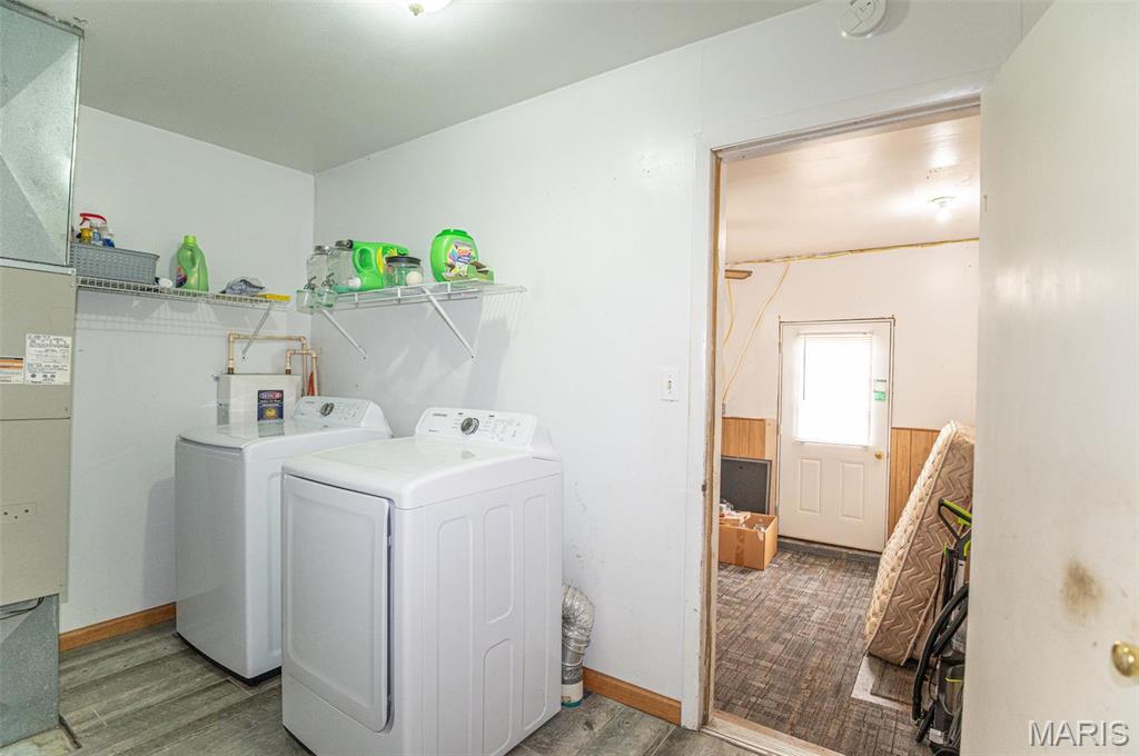 1106 W Parkview Drive