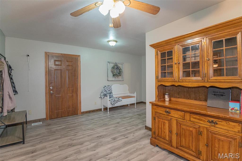 1106 W Parkview Drive