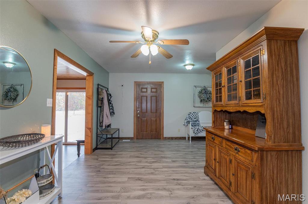 1106 W Parkview Drive