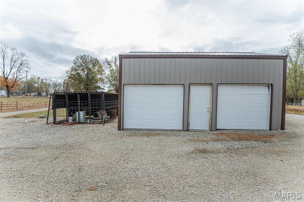 1106 W Parkview Drive