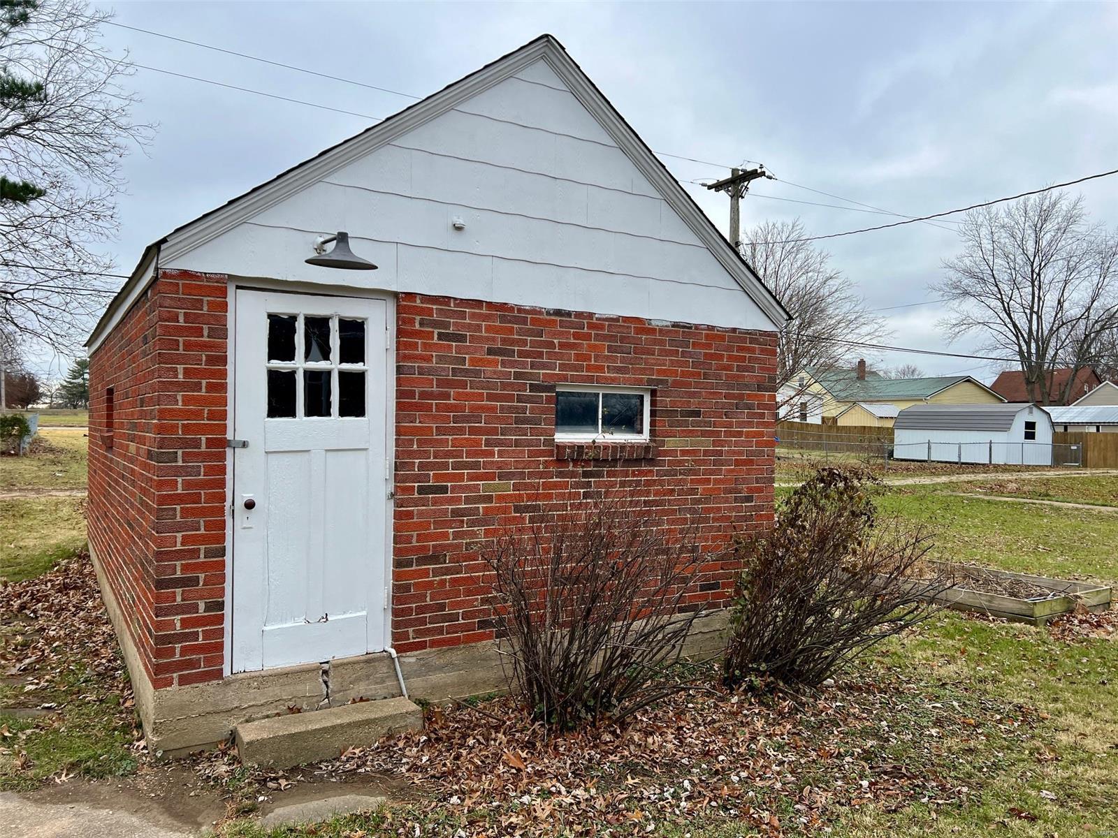 410 E Jefferson