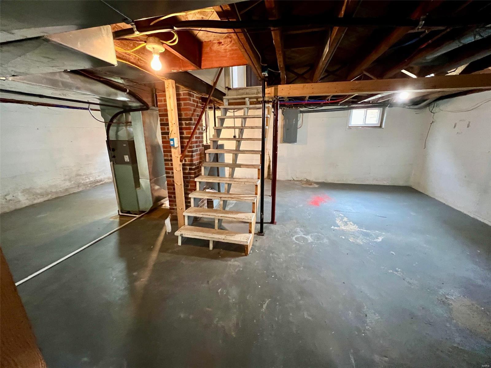 410 E Jefferson