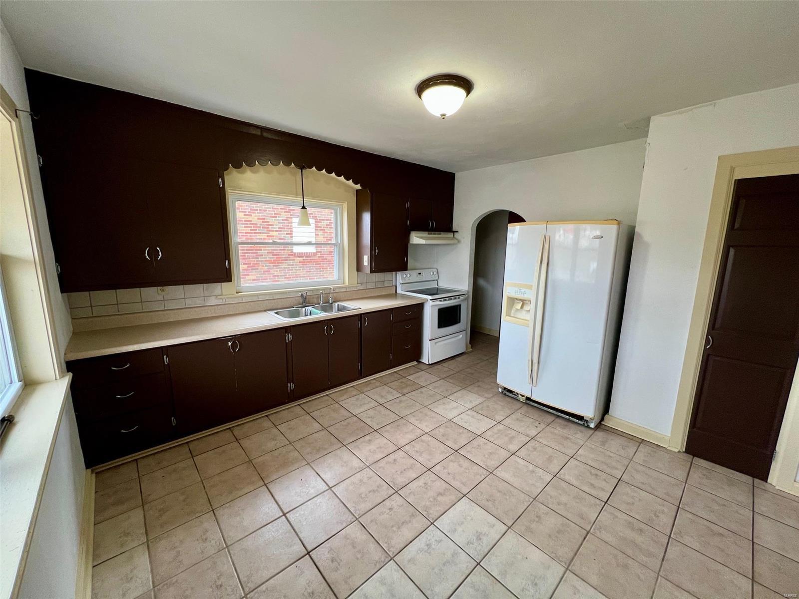 410 E Jefferson
