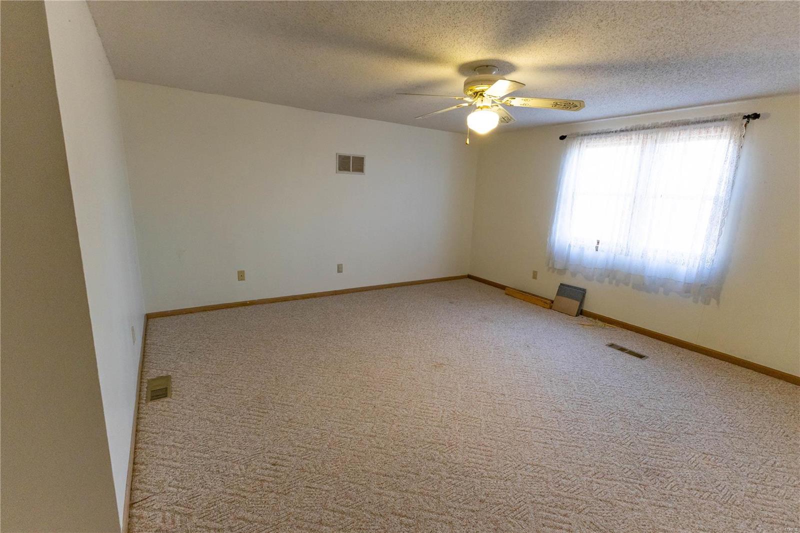 20524 Highway M