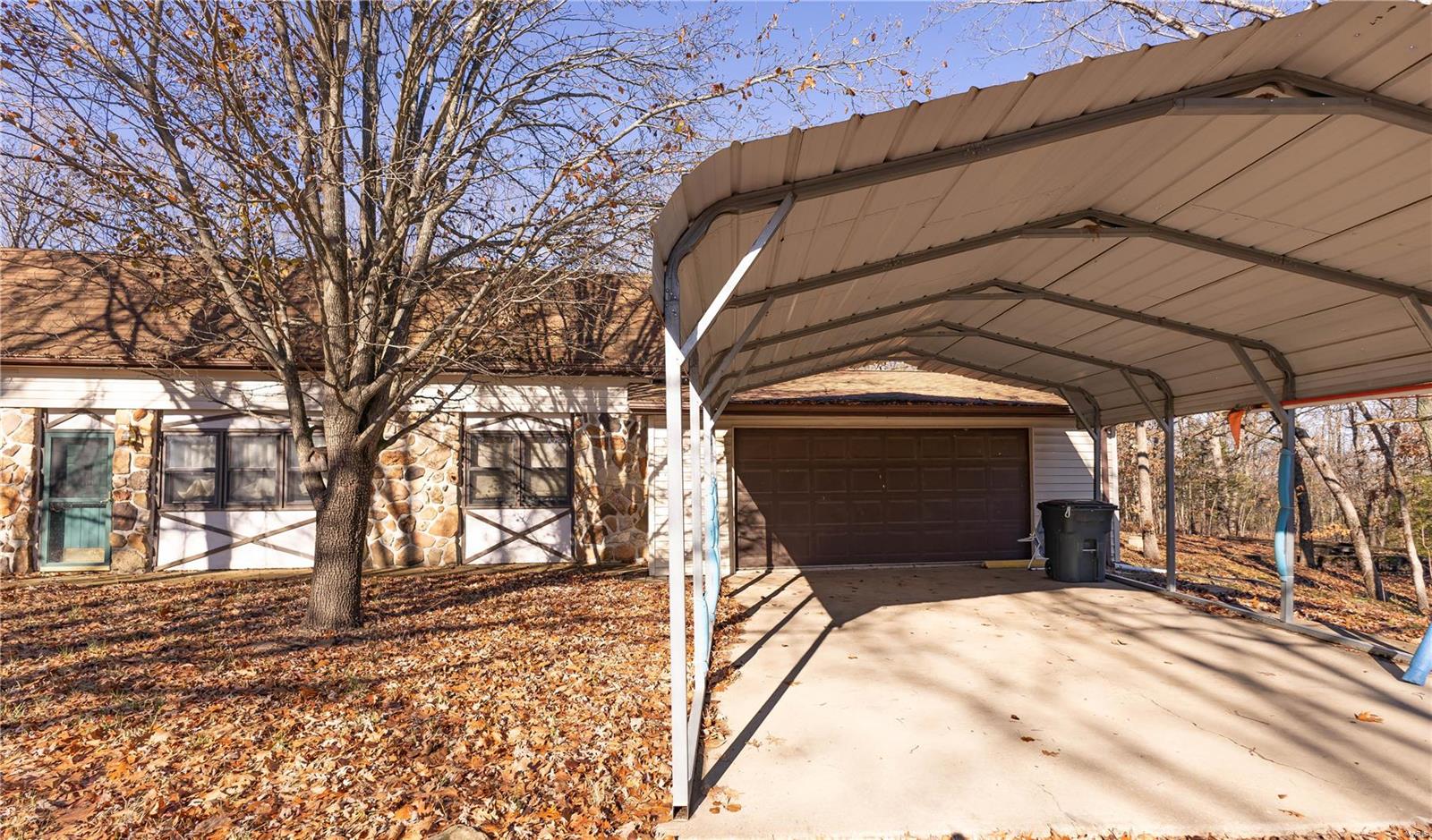 20524 Highway M