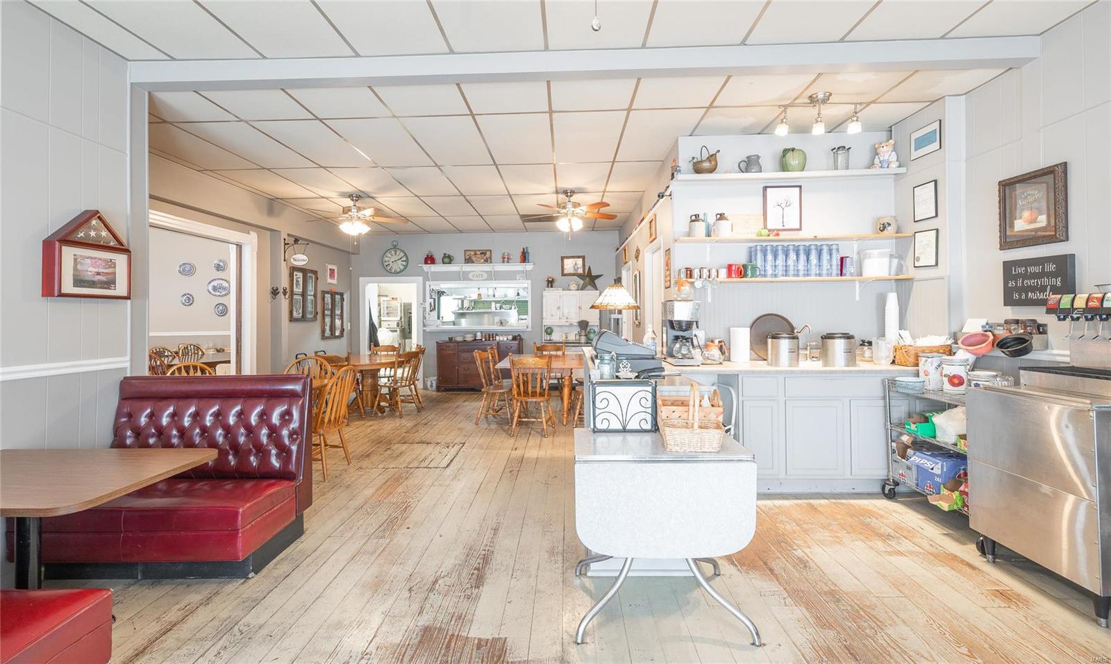 305 South Alvarado Avenue