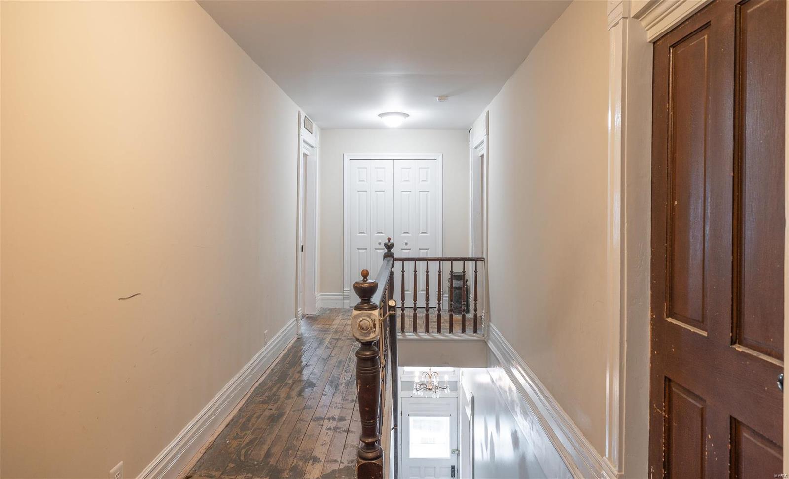 305 South Alvarado Avenue