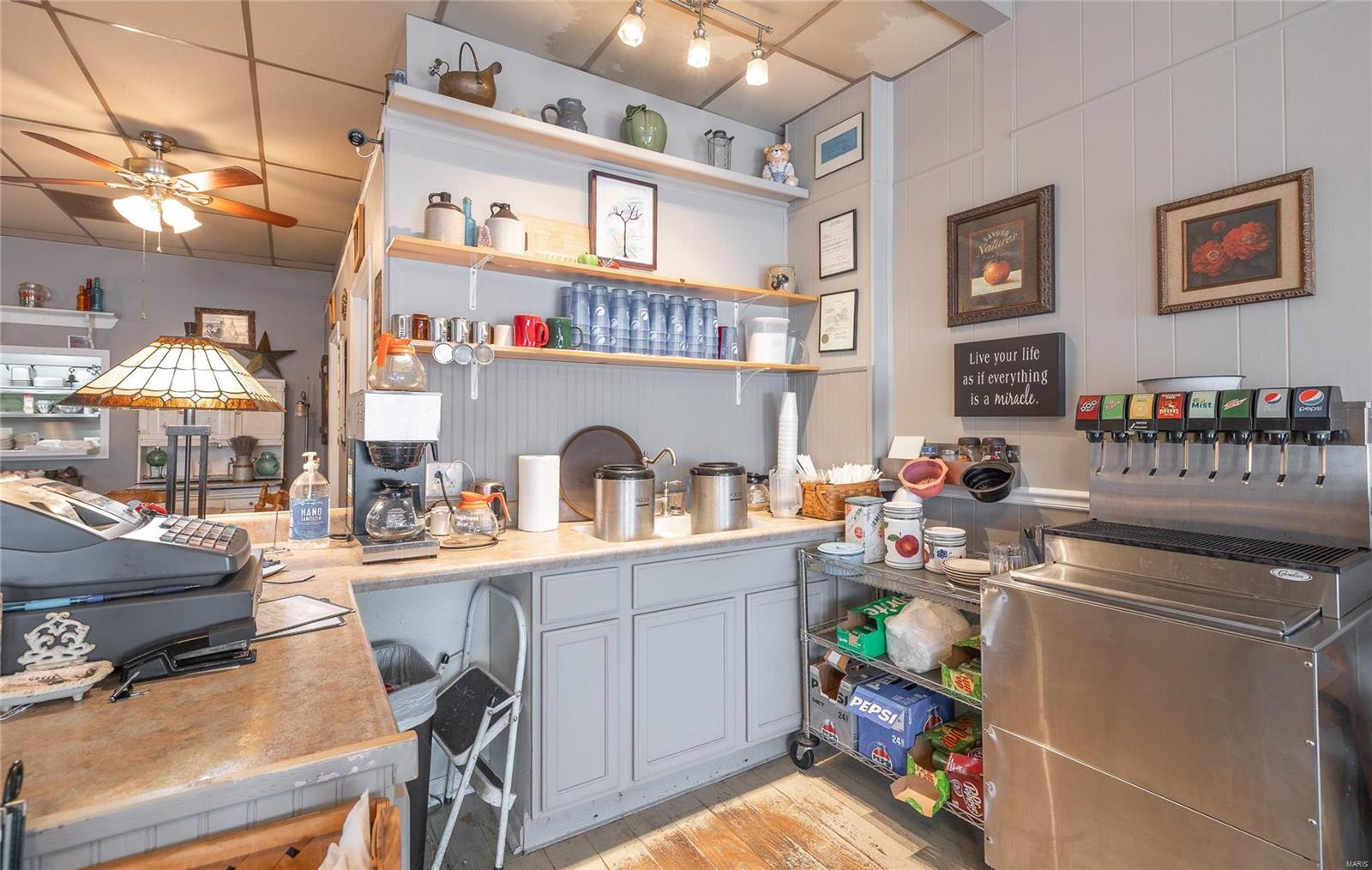 305 South Alvarado Avenue