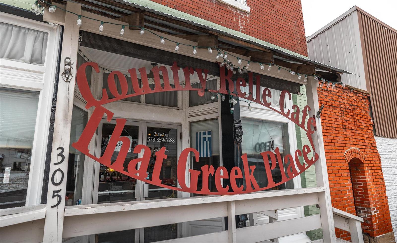 305 South Alvarado Avenue