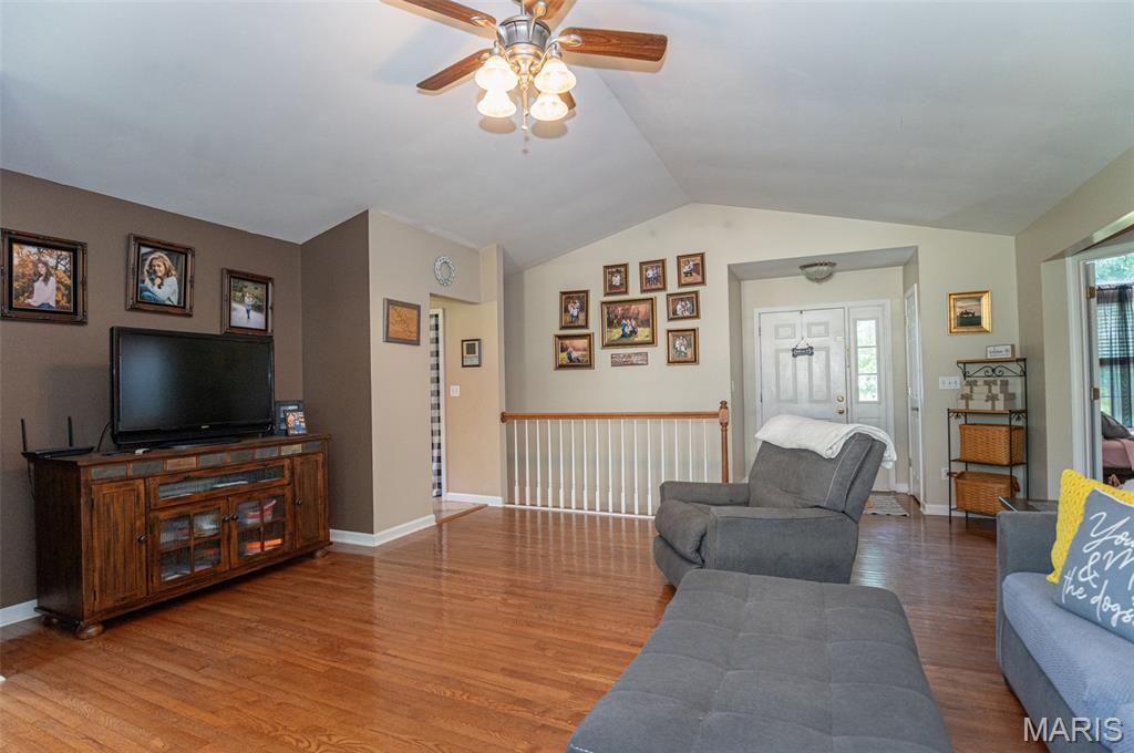 351 Meyers Hill Ln