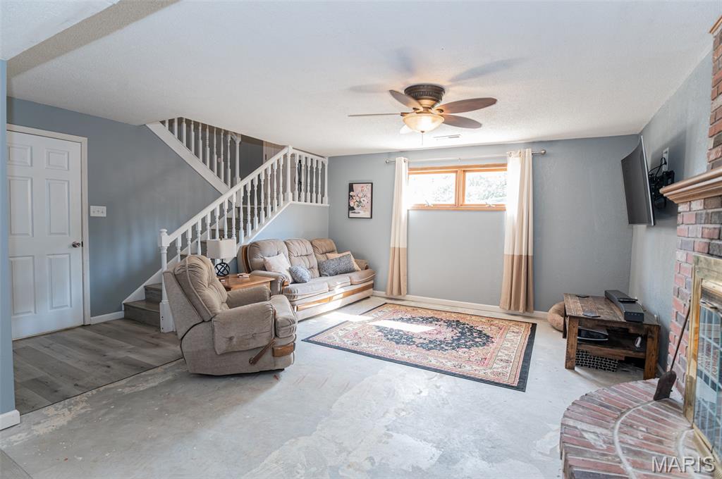 2707 Renns Lake Road