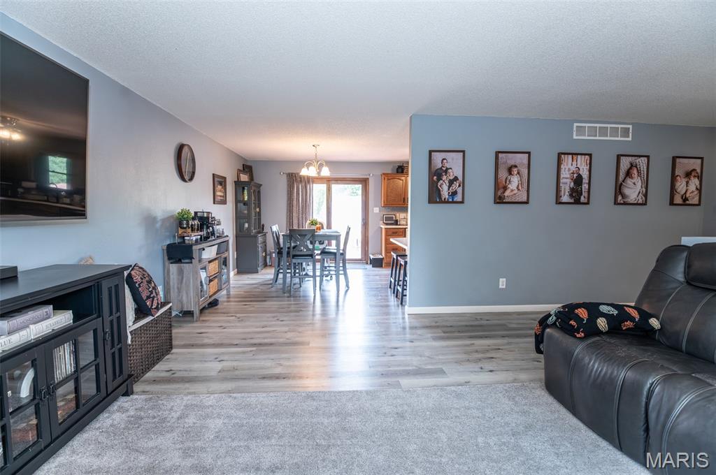 2707 Renns Lake Road