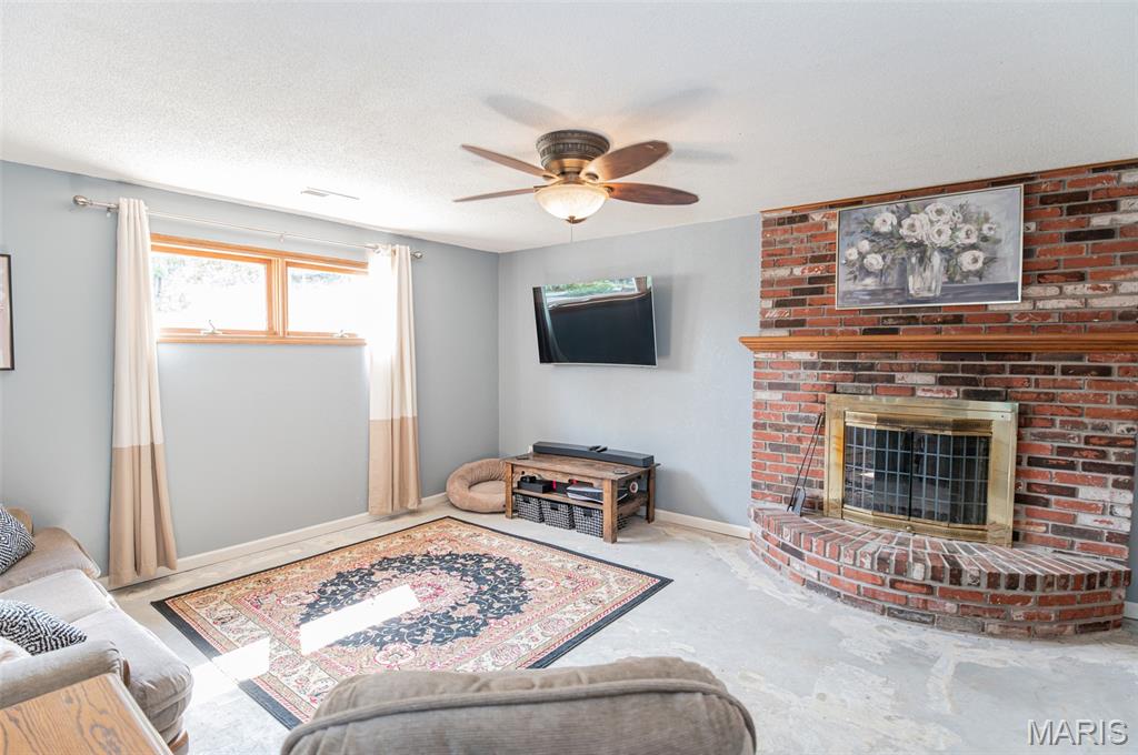 2707 Renns Lake Road