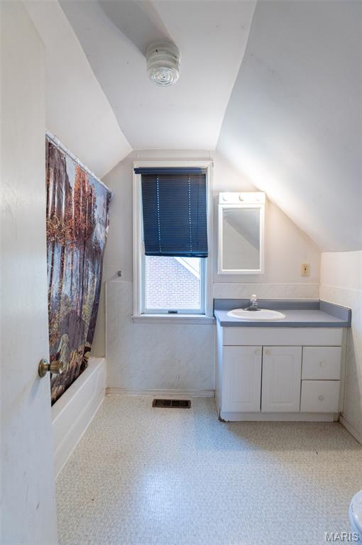 202 E Lincoln Avenue