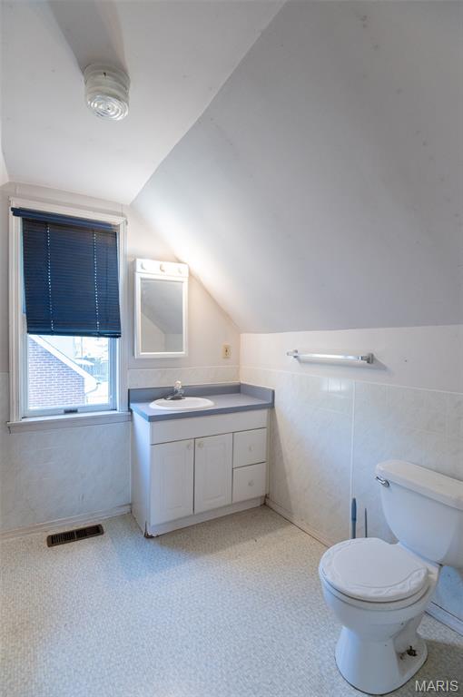 202 E Lincoln Avenue