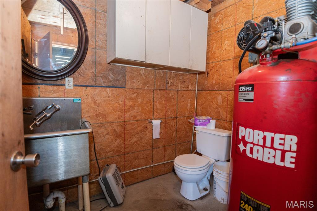 203 W Lehnhoff Drive