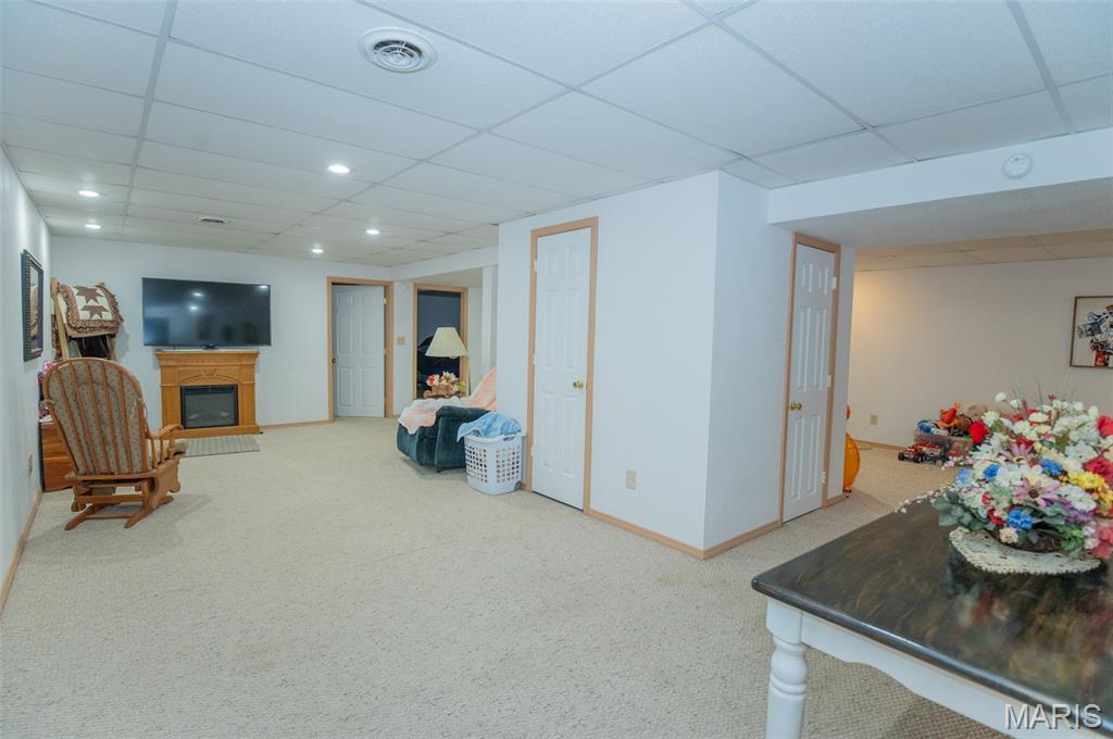 203 W Lehnhoff Drive