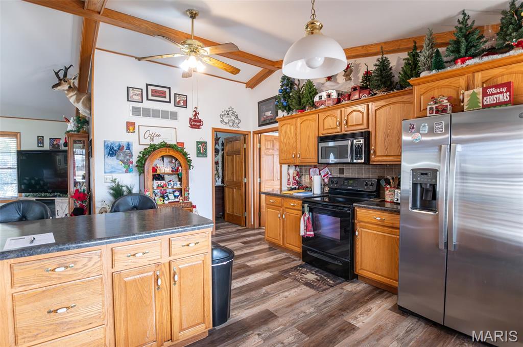 203 W Lehnhoff Drive