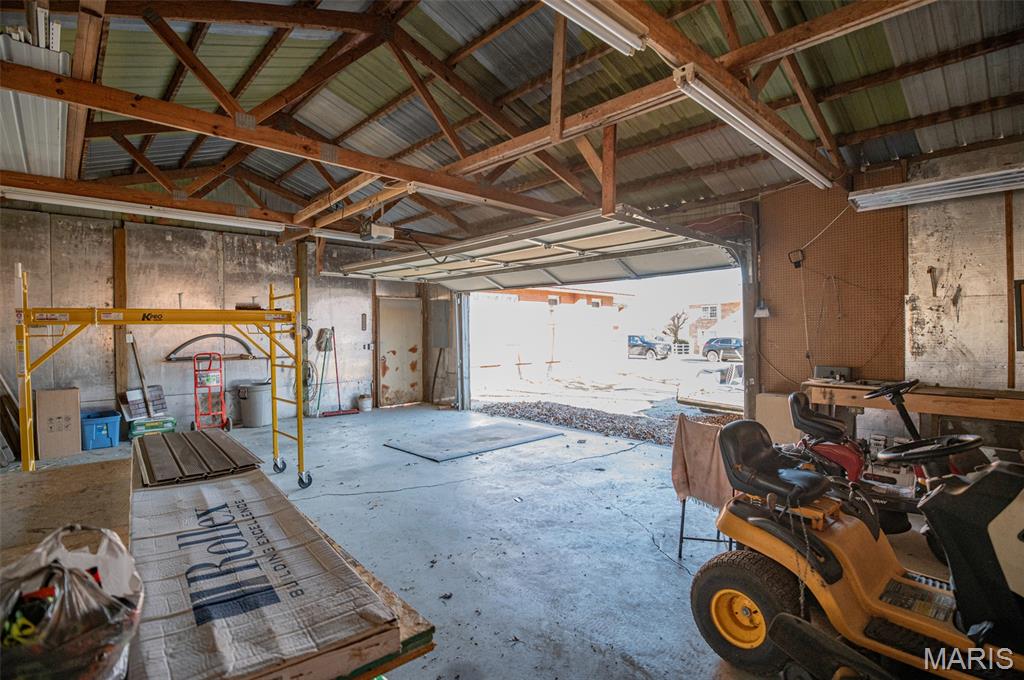 402 S Tellman Avenue