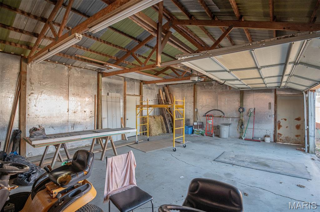 402 S Tellman Avenue