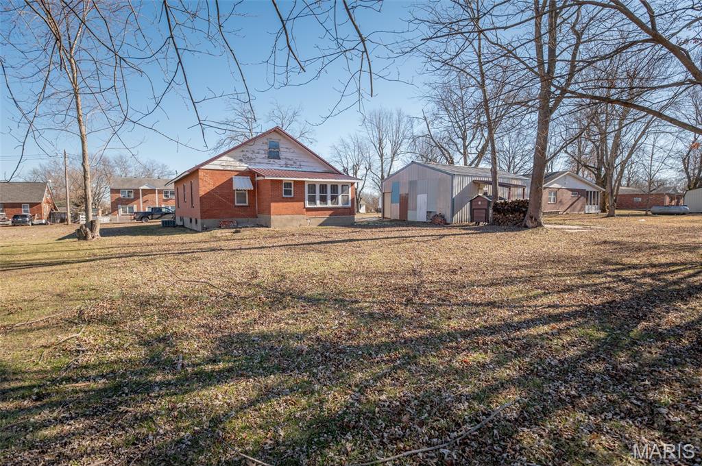 402 S Tellman Avenue