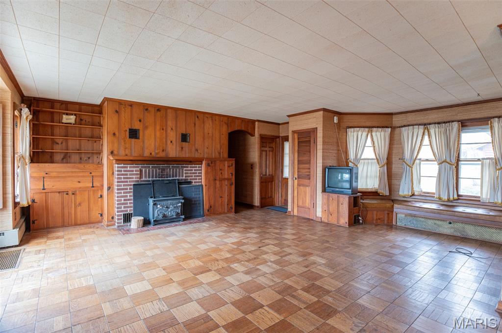 602 Highway 63
