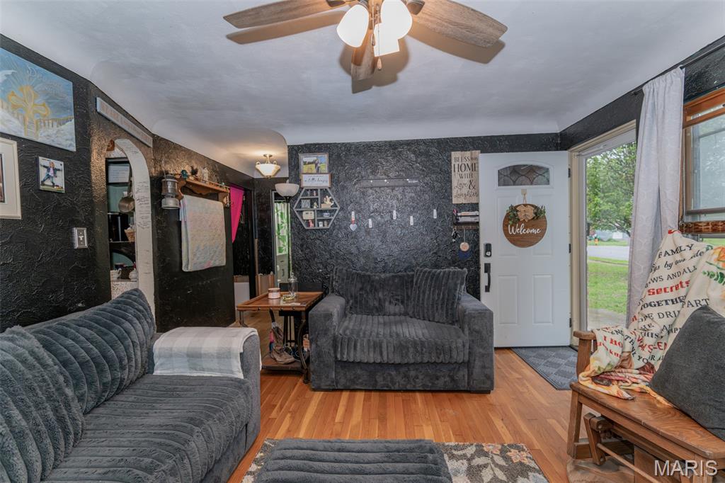510 W Franklin Avenue