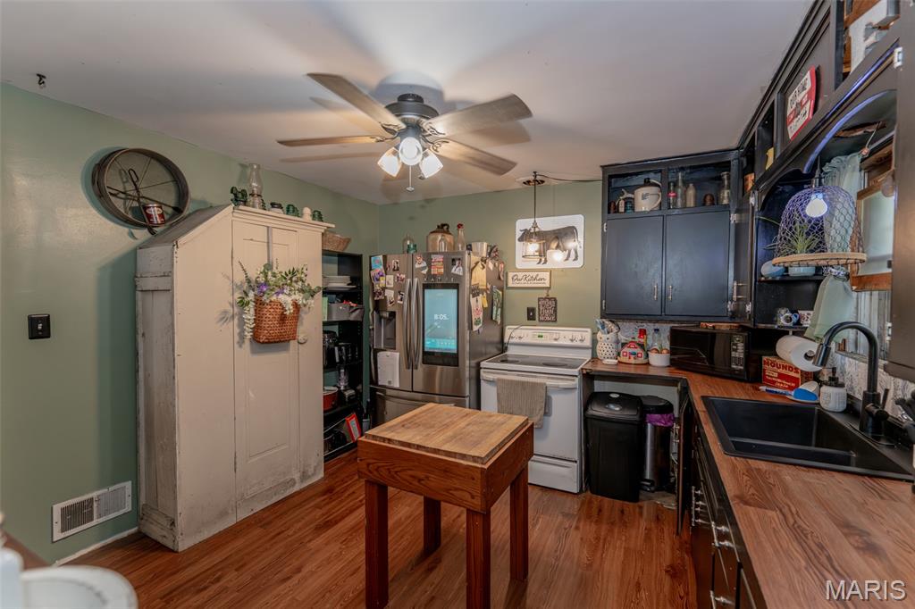 510 W Franklin Avenue