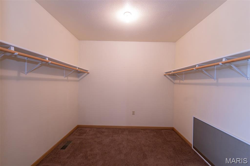 318 E W&W Circle Drive