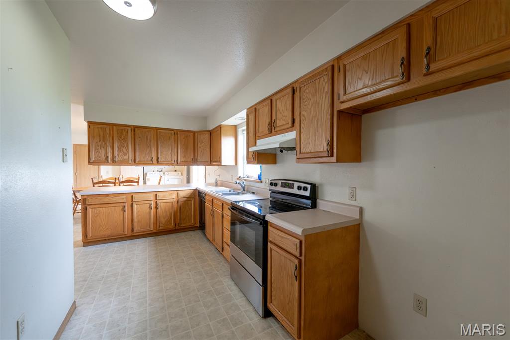 318 E W&W Circle Drive