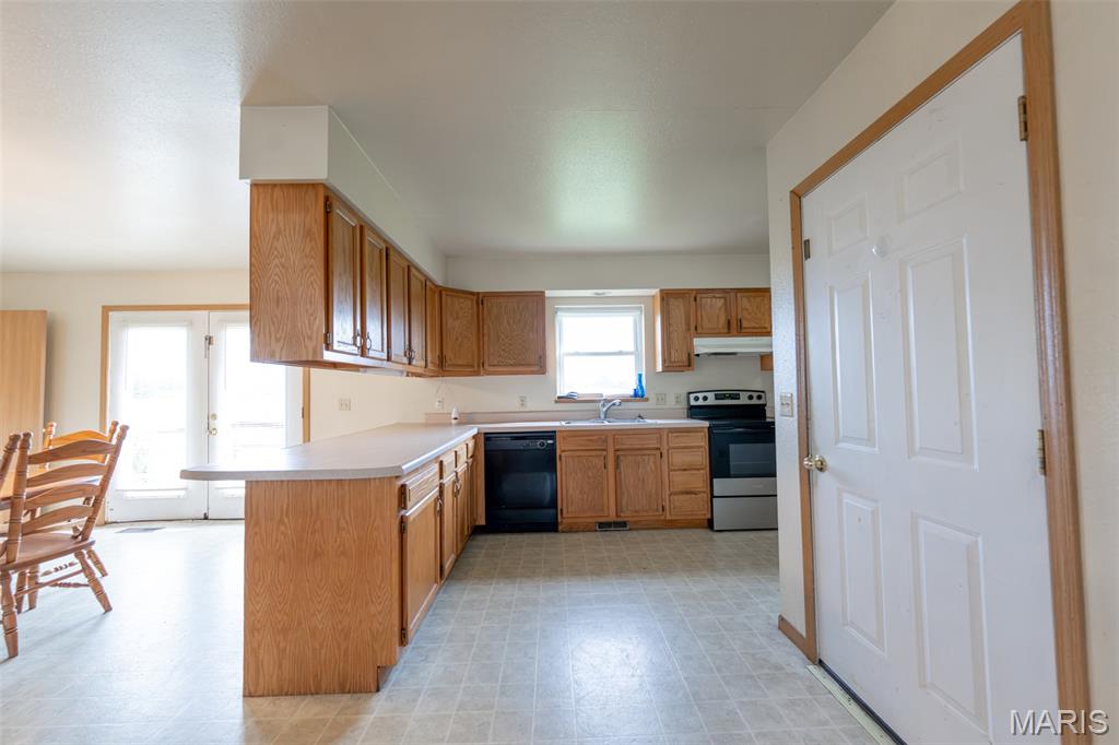318 E W&W Circle Drive