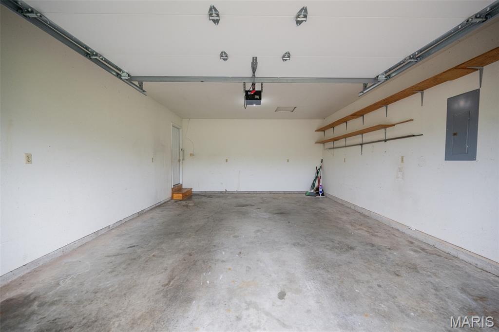 318 E W&W Circle Drive