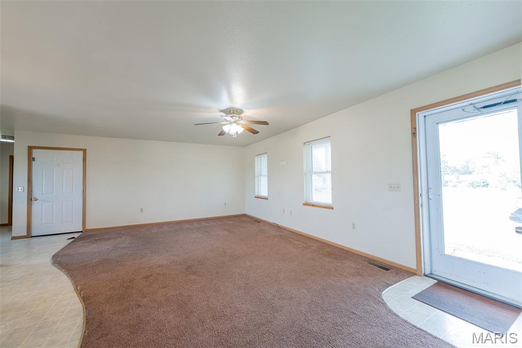 318 E W&W Circle Drive