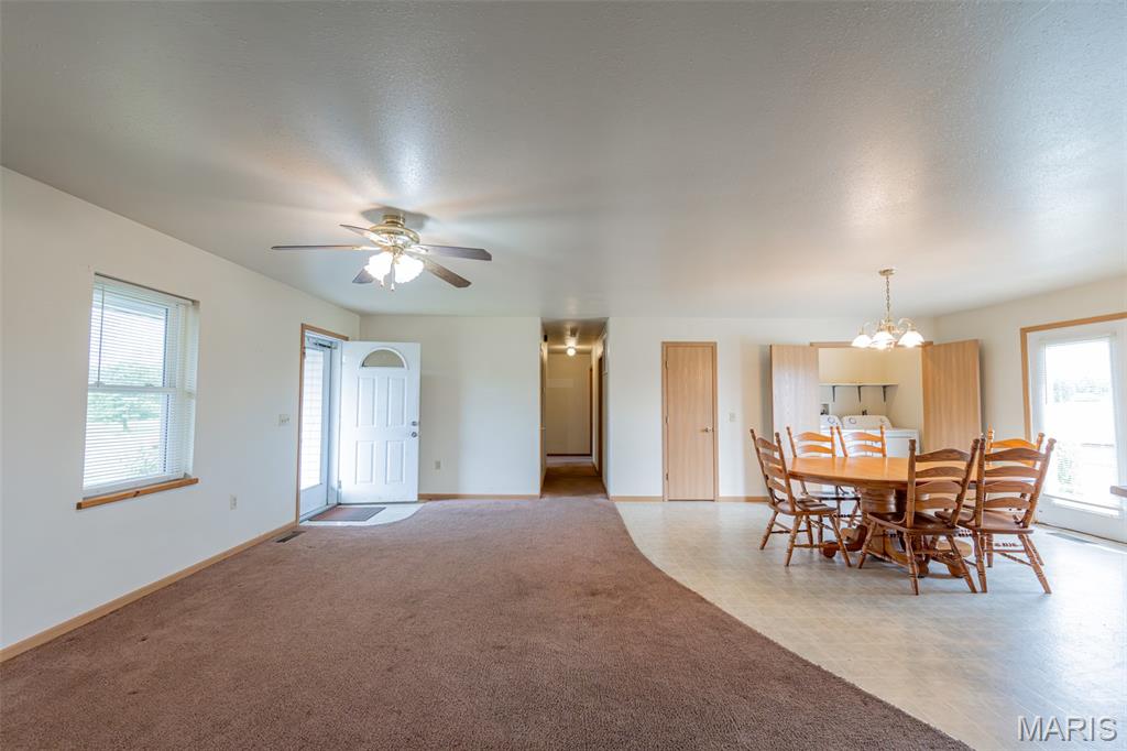 318 E W&W Circle Drive