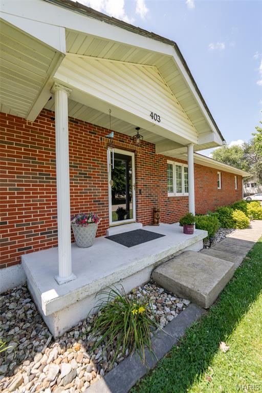 403 W 4th Street