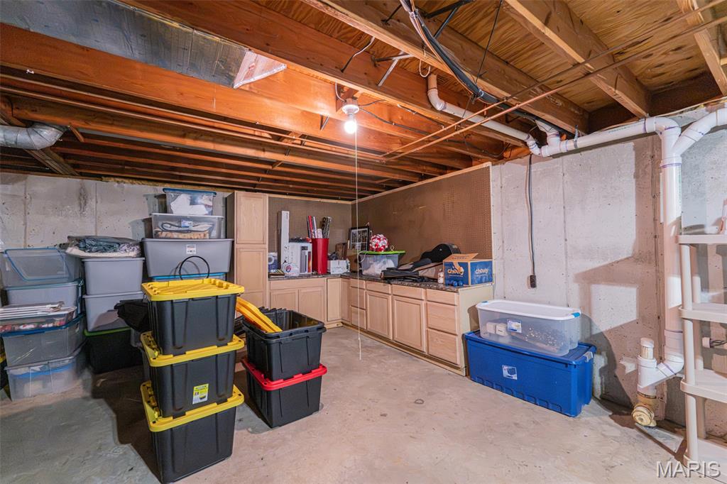 403 W 4th Street