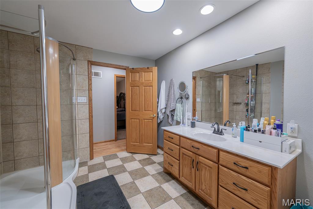 403 W 4th Street