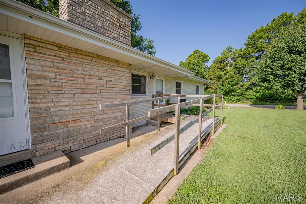 609 Elm Avenue