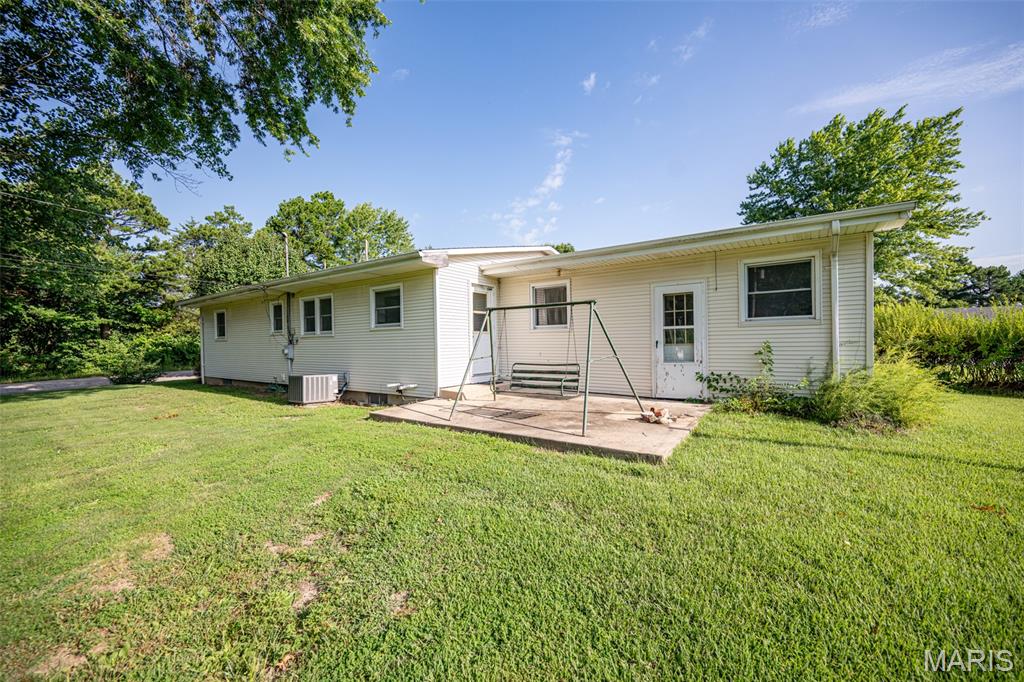 609 Elm Avenue