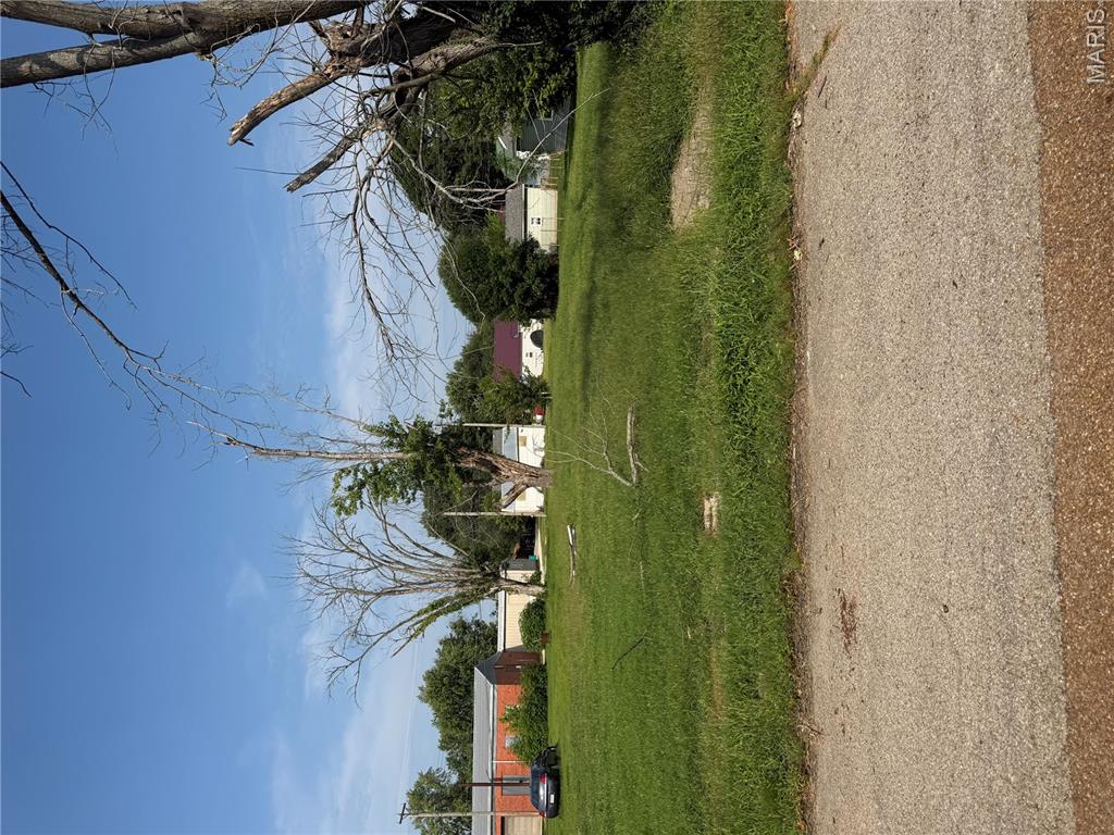 410 Apple Avenue
